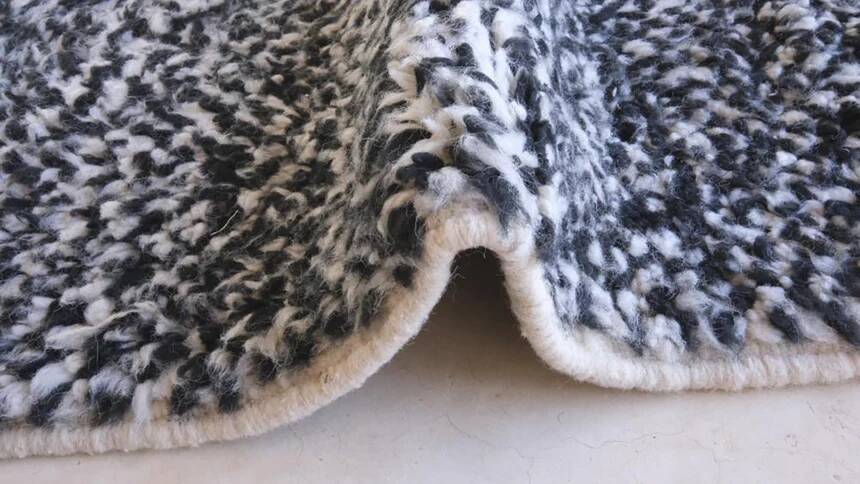 Modern Moroccan Berber wool rug 250 x 150cm