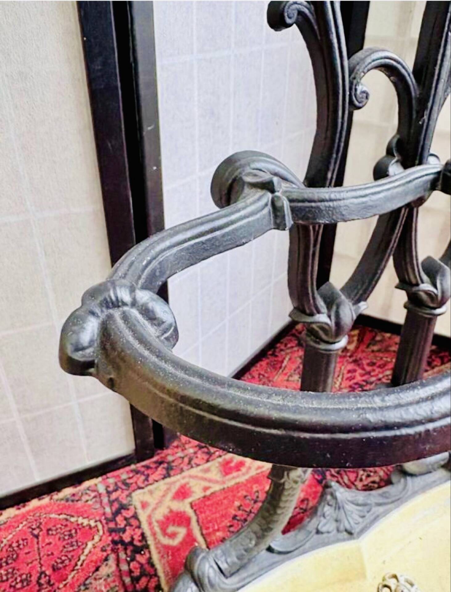 Art Nouveau coat rack in cast iron, circa 1900
