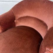 Fauteuil vintage rose ancien / une place / fauteuil à franges