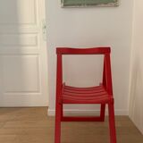 Duo vintage folding chairs