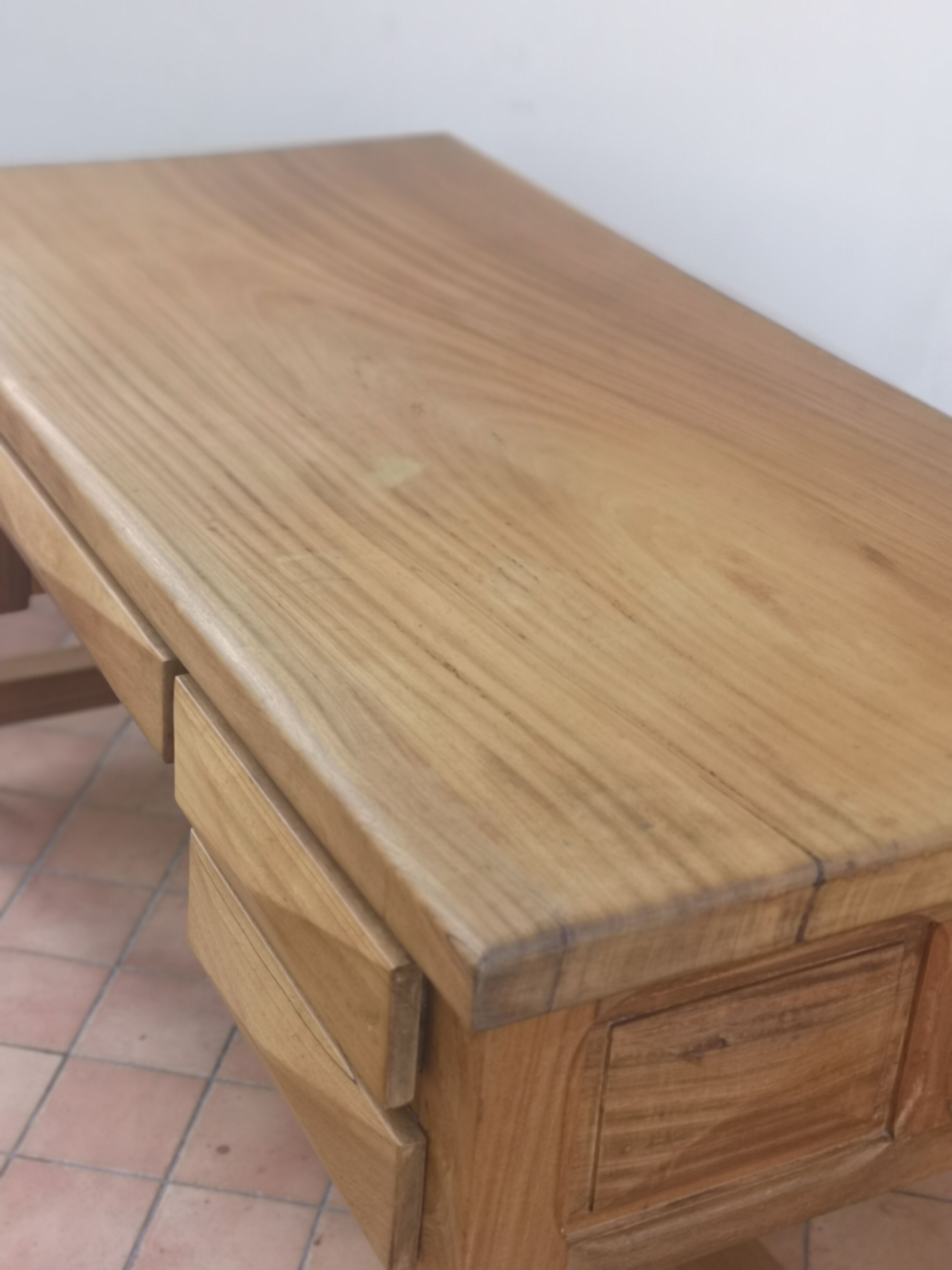 Brutalist minister's office in exotic wood