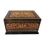 Inmemarked cigarette box