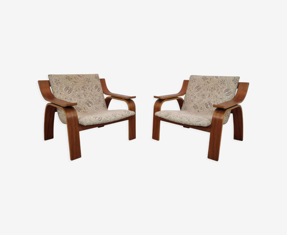 Pair of armchairs by Drevopodnik Holesov