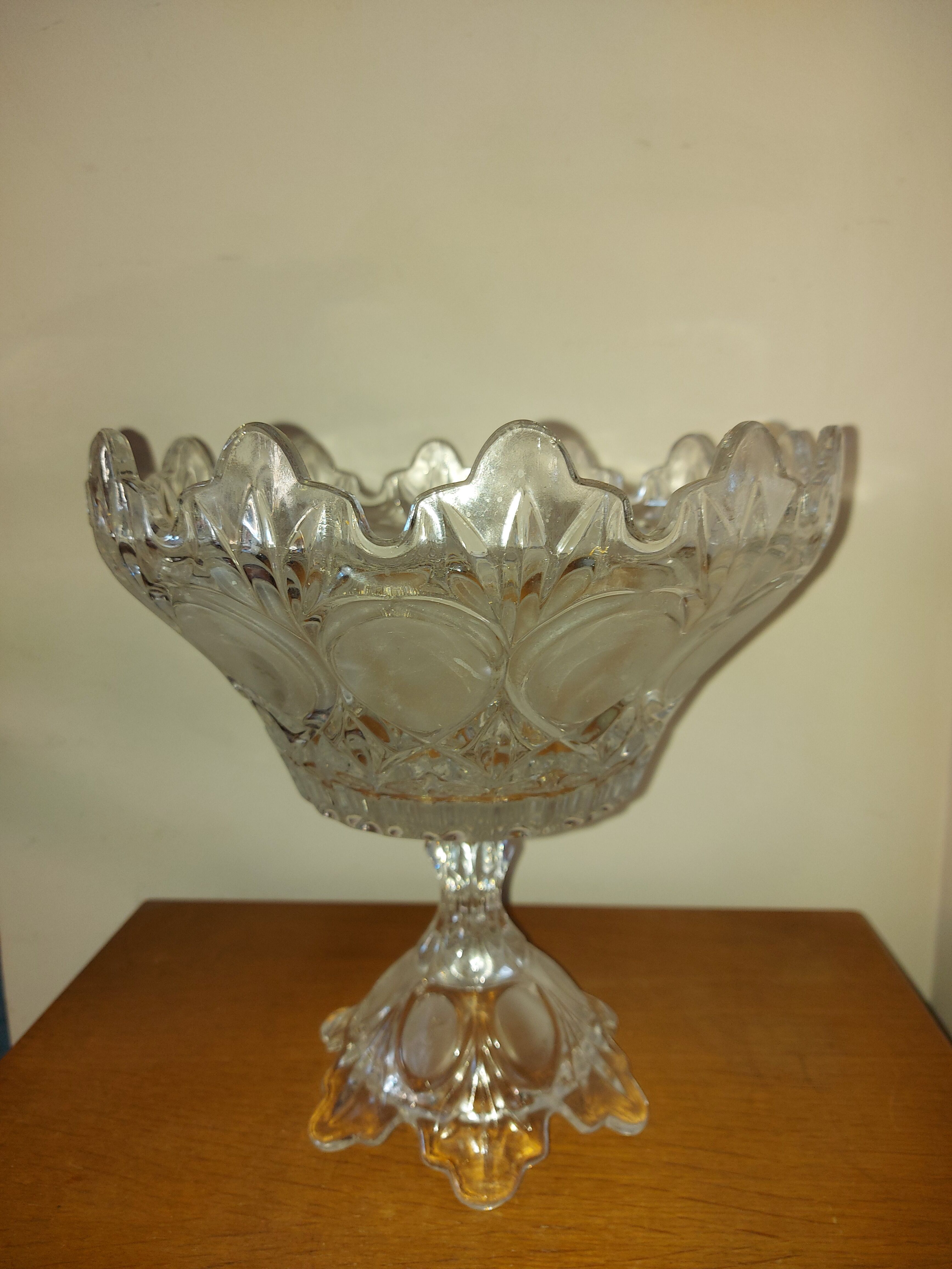 Fruit cup, crystal compotier