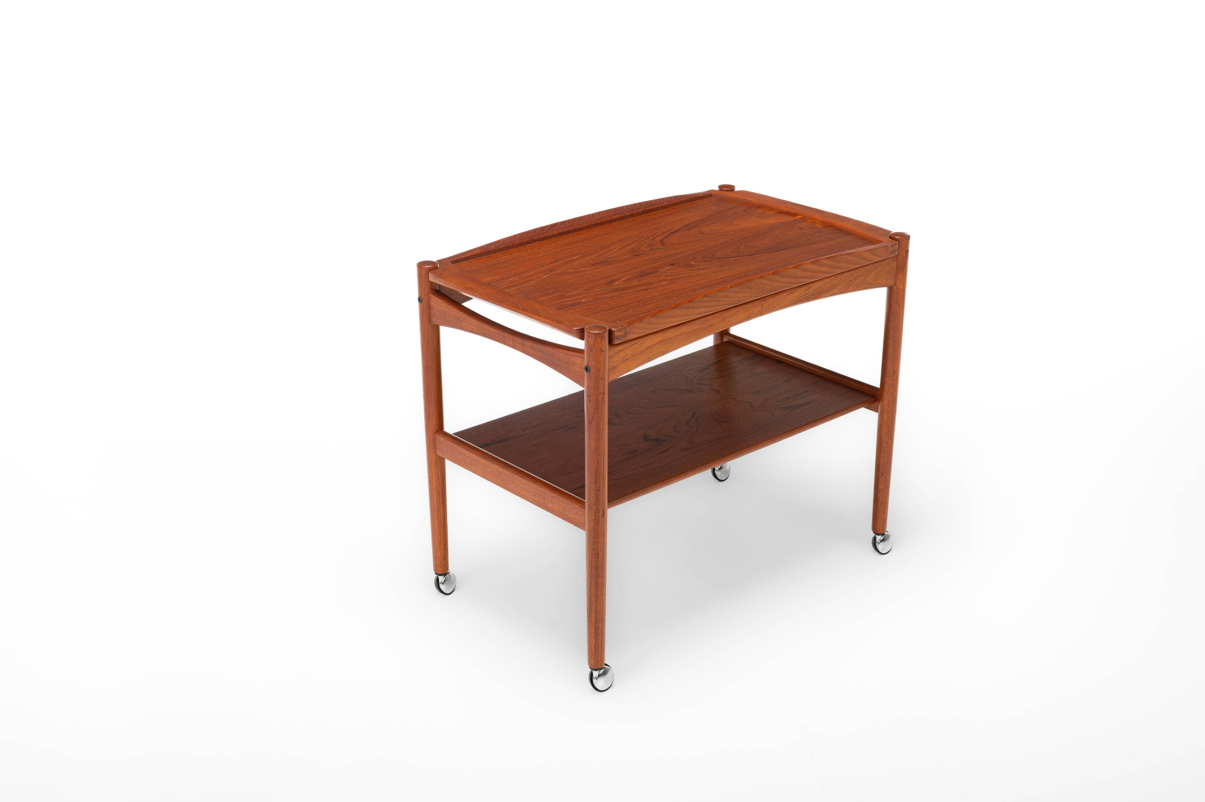 Serving trolley by Poul Hundevad