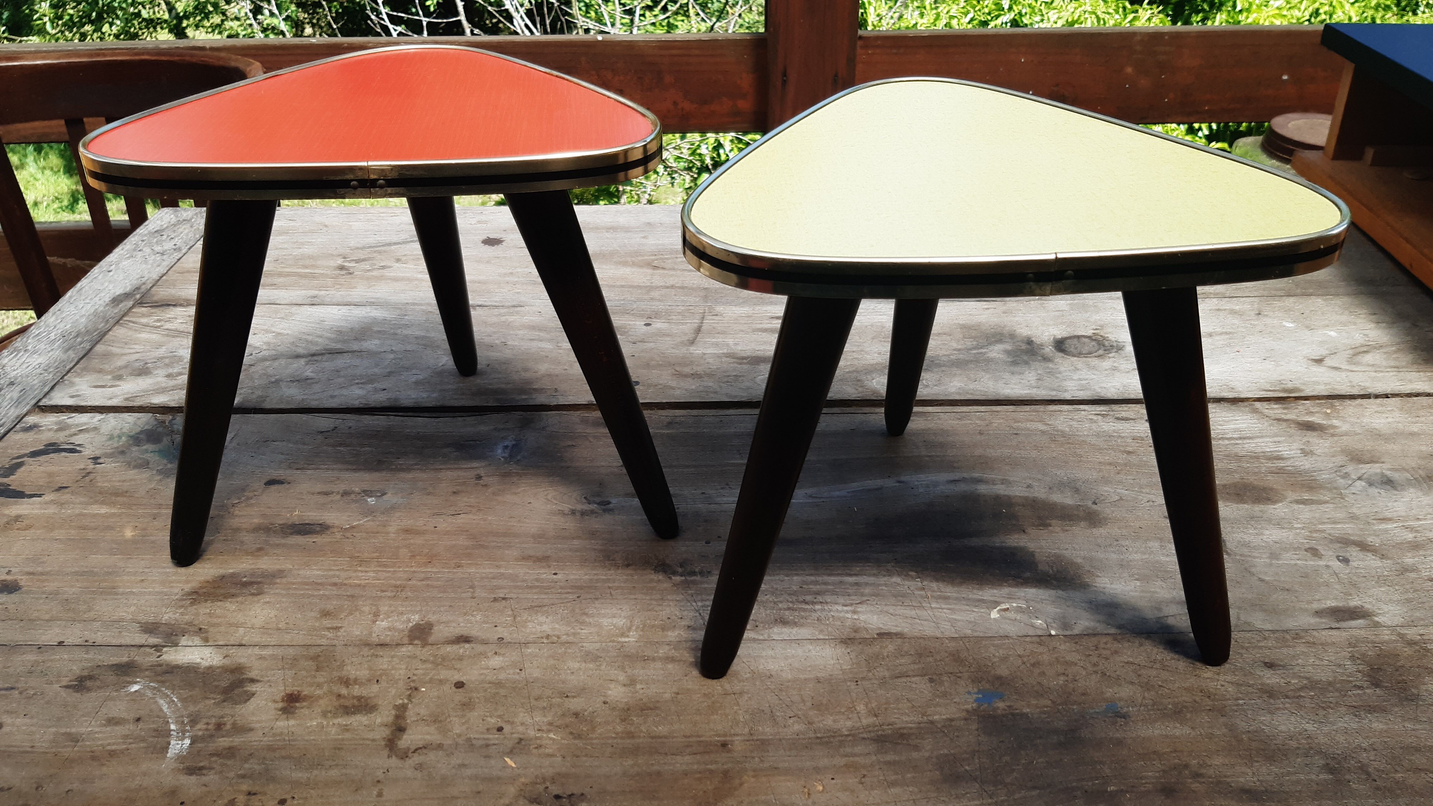 Lot de 2 guéridons porte plante 1960