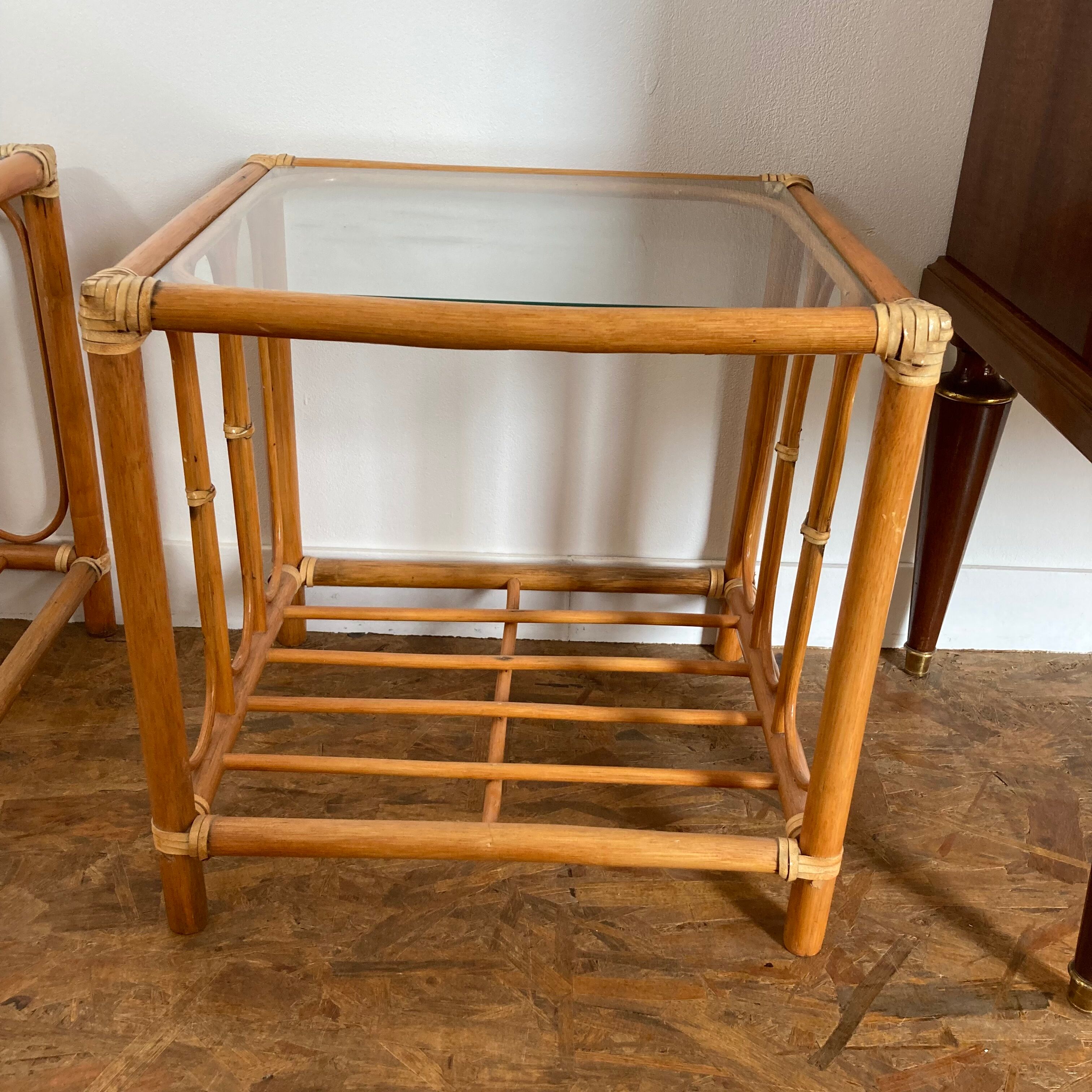 Set of 2 rattan coffee tables