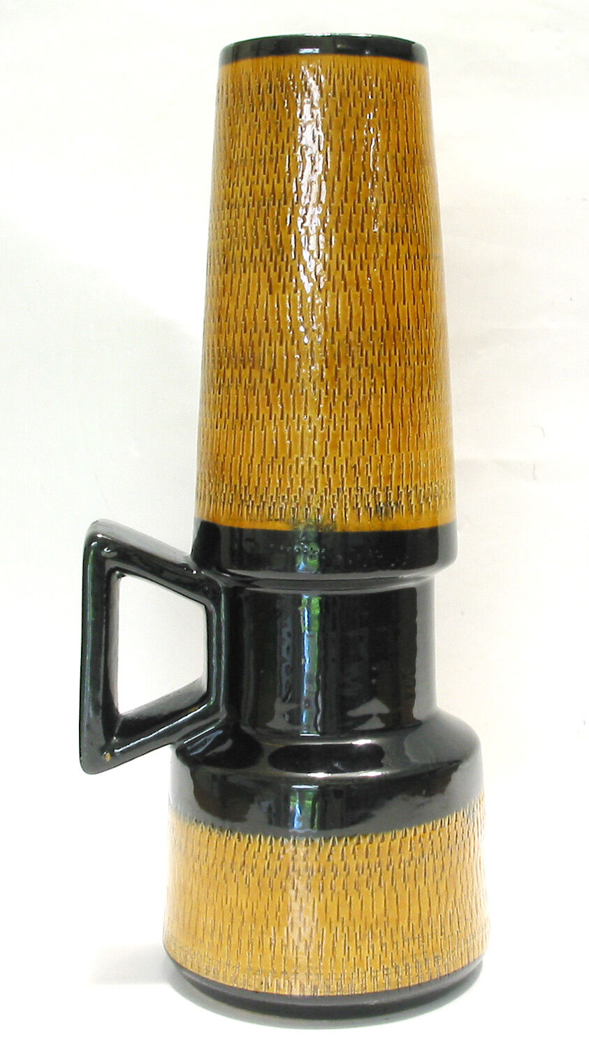 Modernist vase west germany by bay keramik