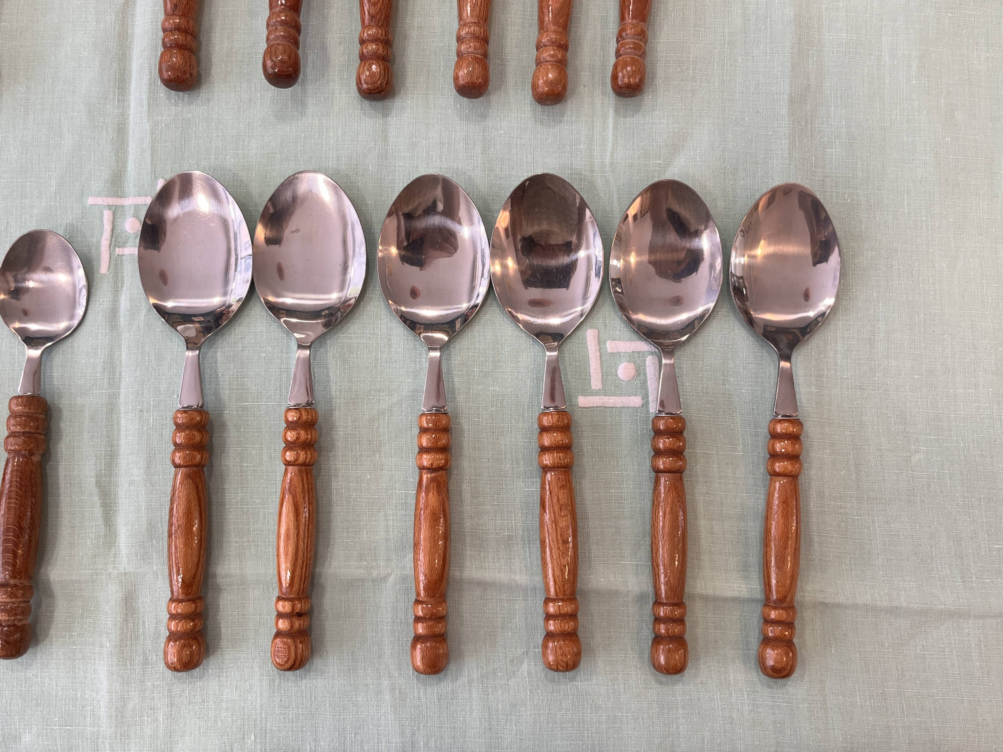 Vintage wooden cutlery set