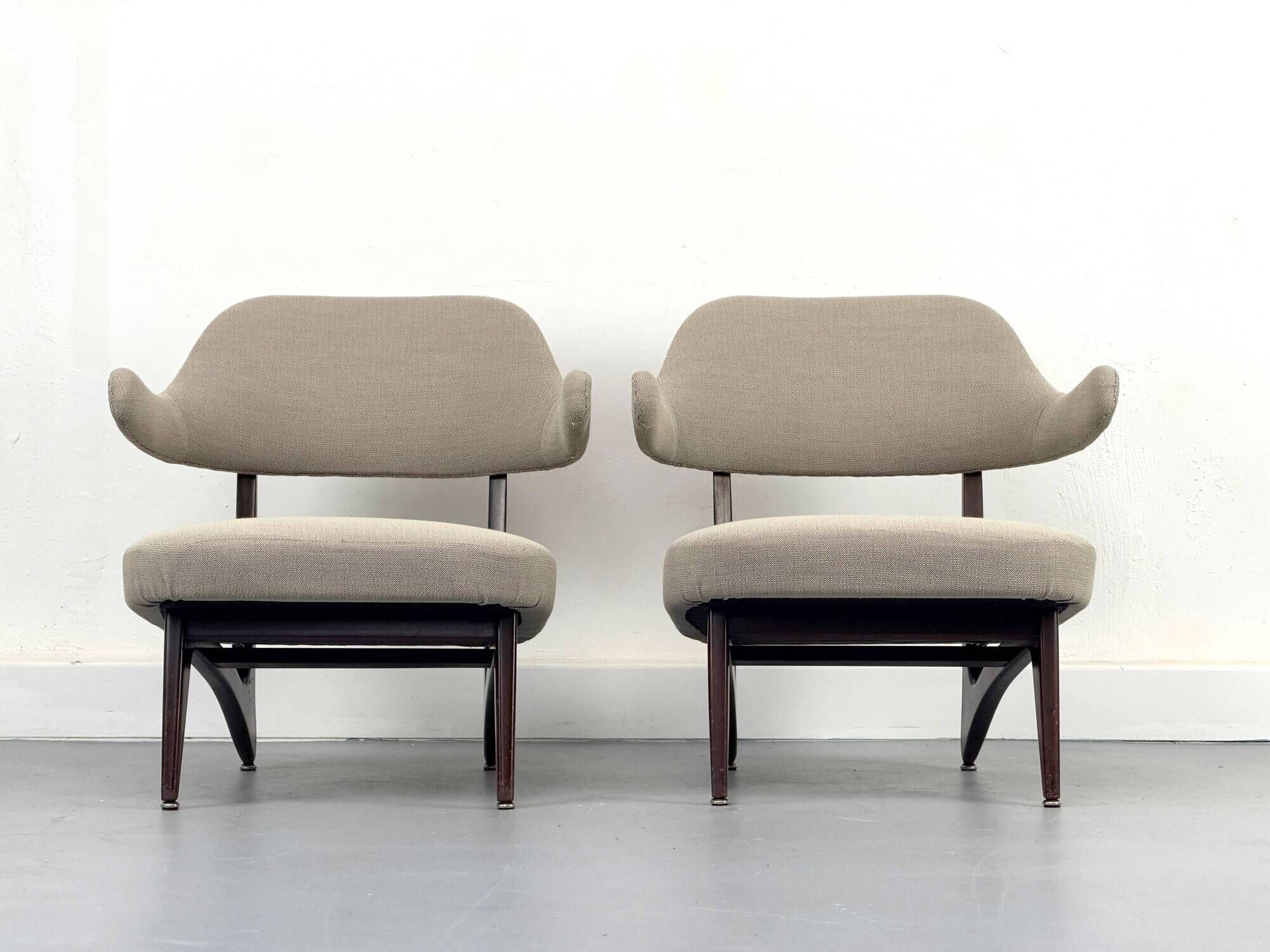 Lounge chairs with new fabric, 1950s, Set of 2