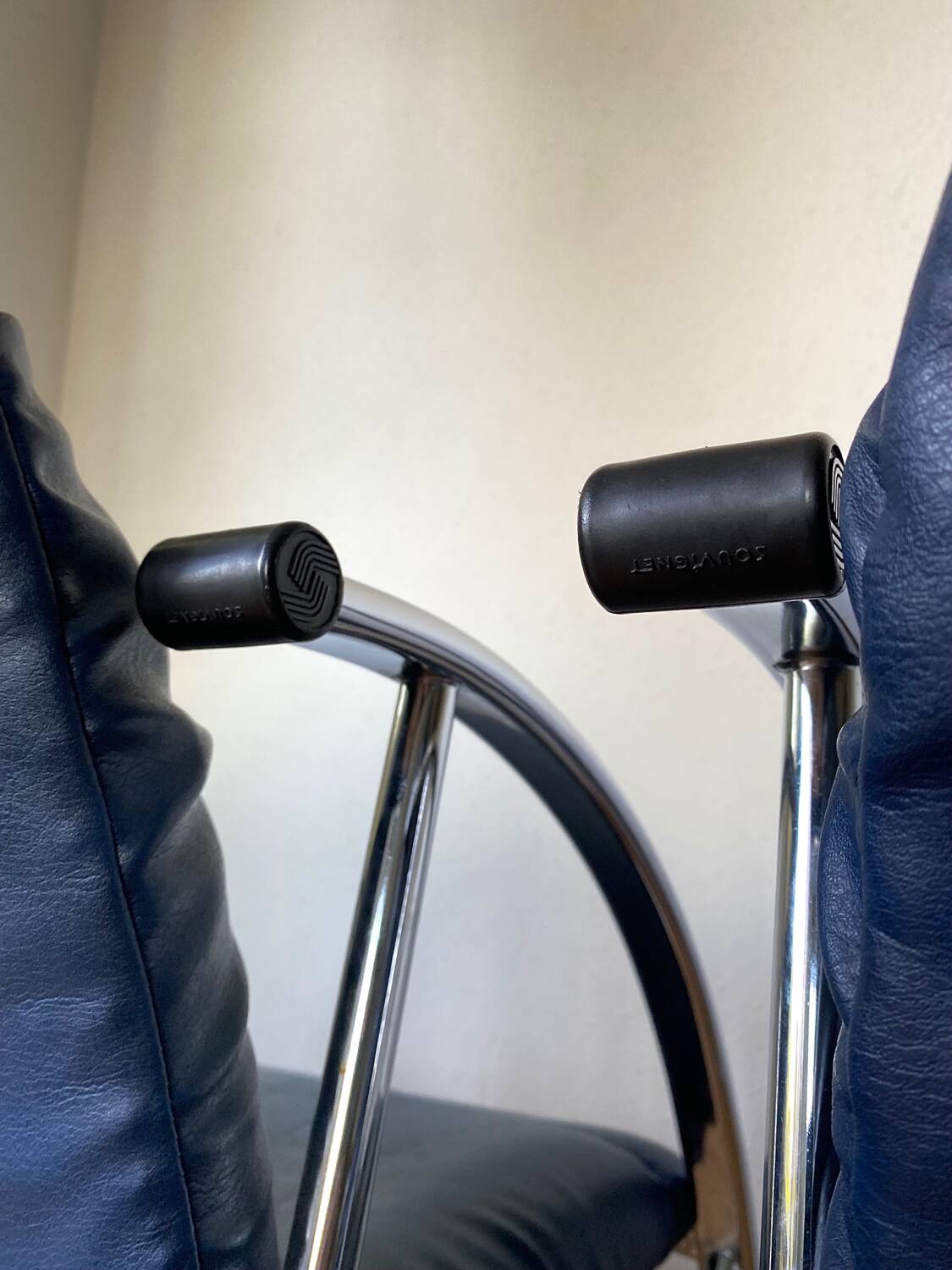 Souvignet chairs tubular chrome vintage modernist