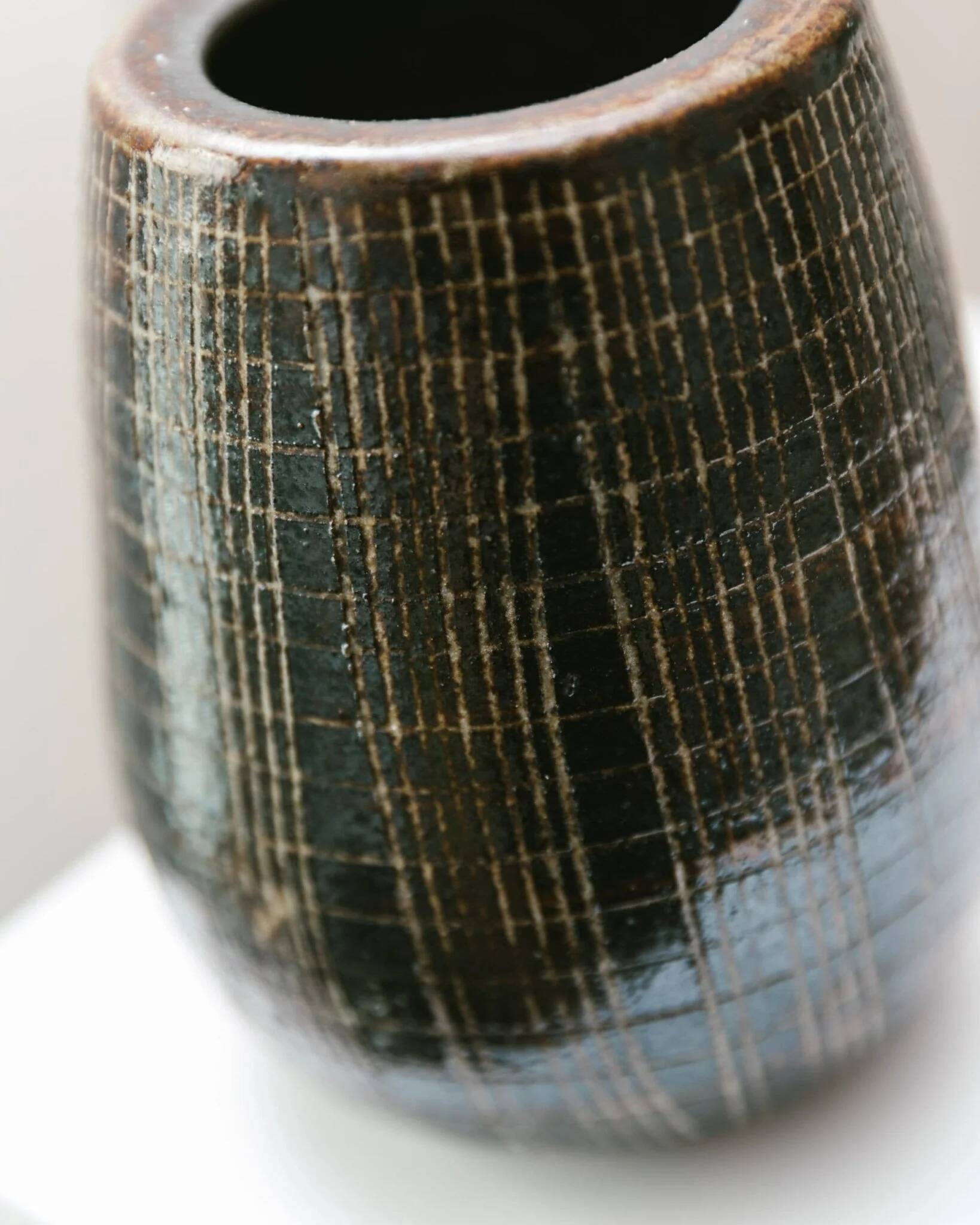 XL VEB Coswig DDR Mid-Century Ceramic Vase with Deep Green Glaze, 1970s Studio Piece