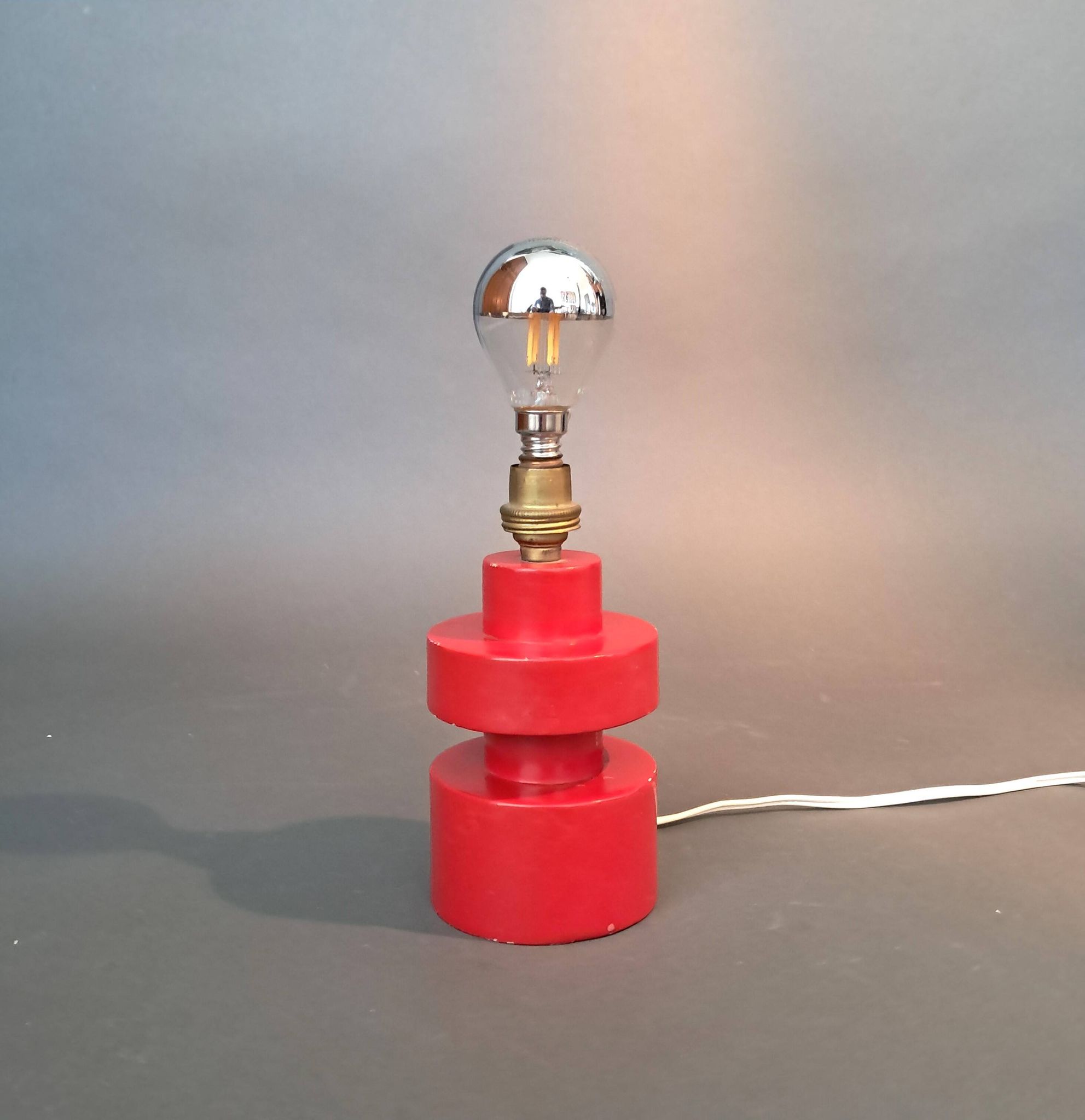 Lampe en bois moderniste 1940/1950.
