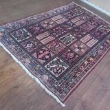 Handmade Persian Bachtiar Rug 208x142cm