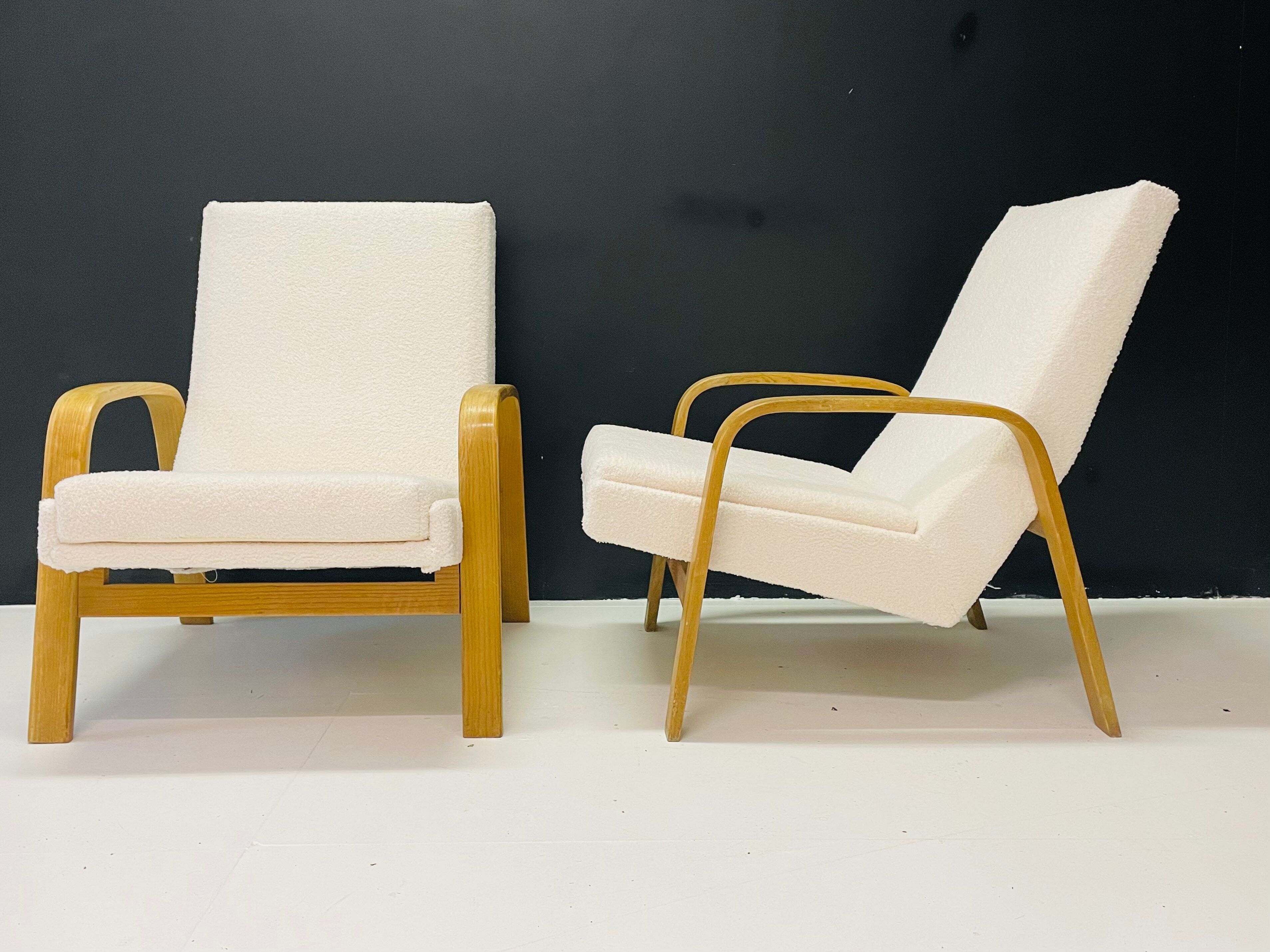 Paire de fauteuils steiner