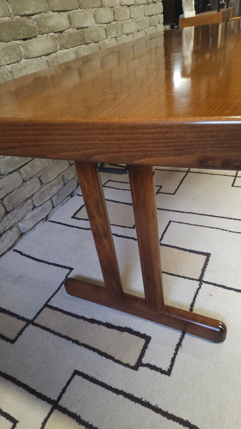 Bruner dining table 1970