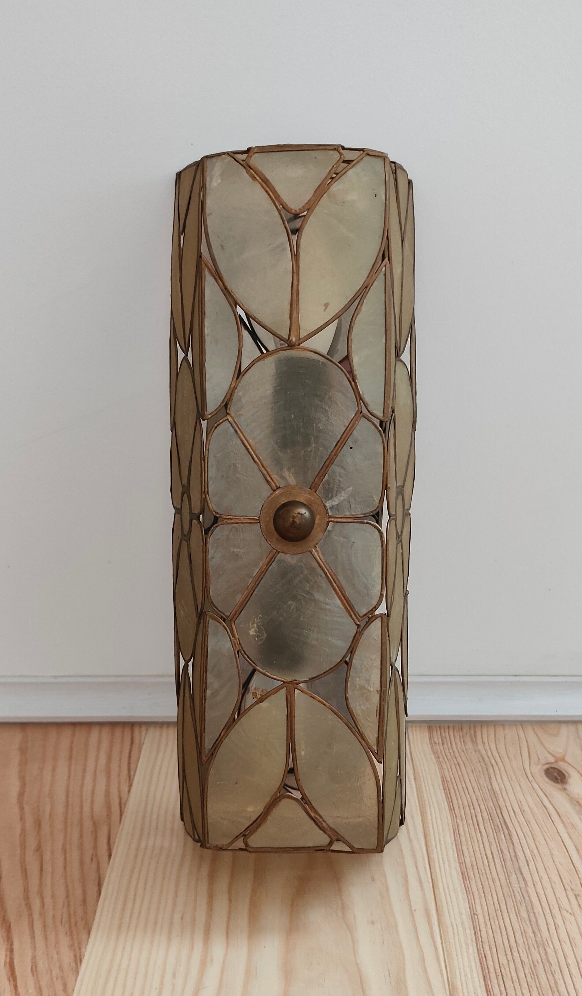 Applique murale en nacre vintage années 60