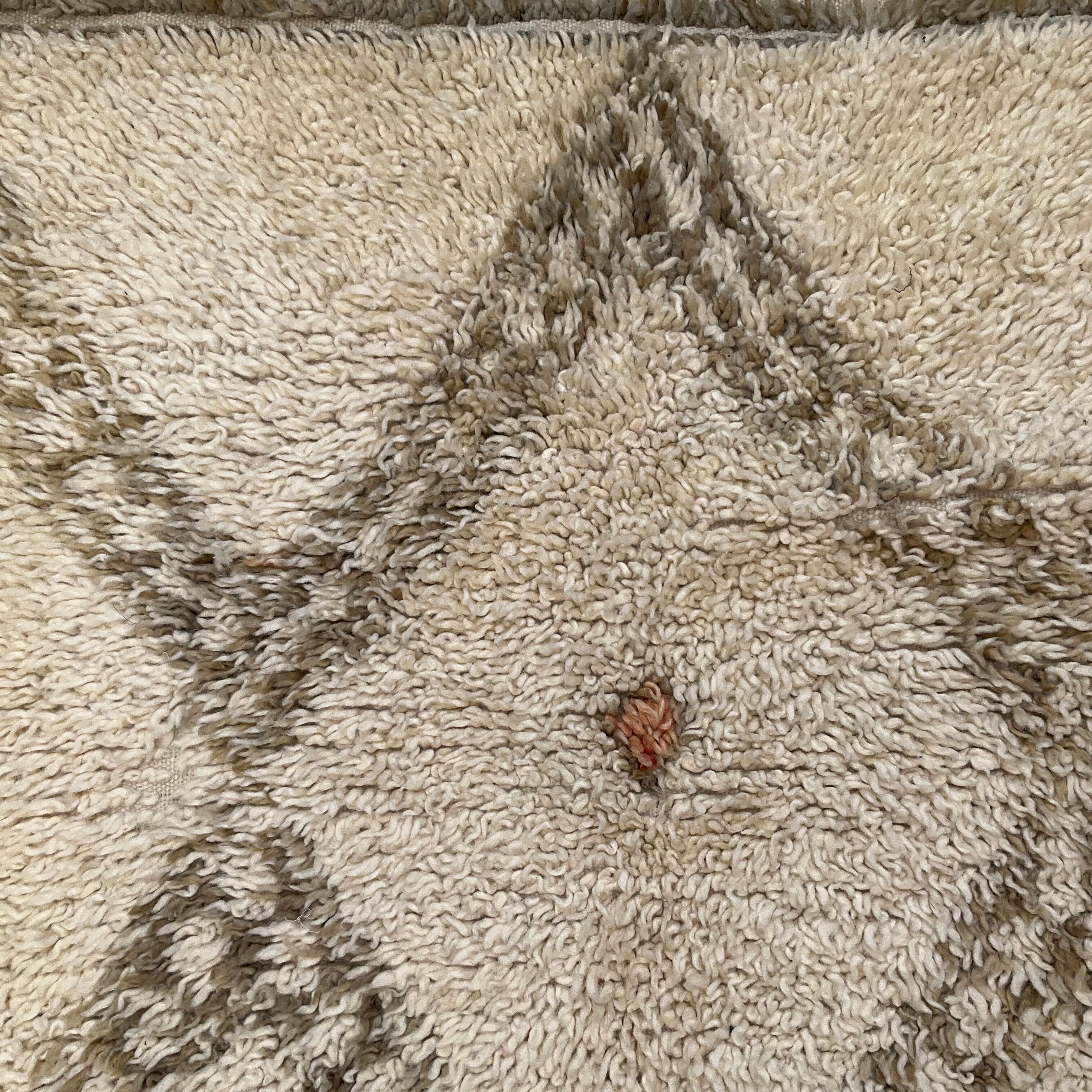 Carpet beniouarain