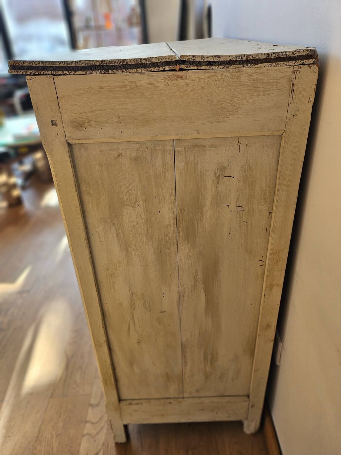 Grand Parisian peasant buffet