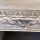 Buffet ancien sculpté et sablé