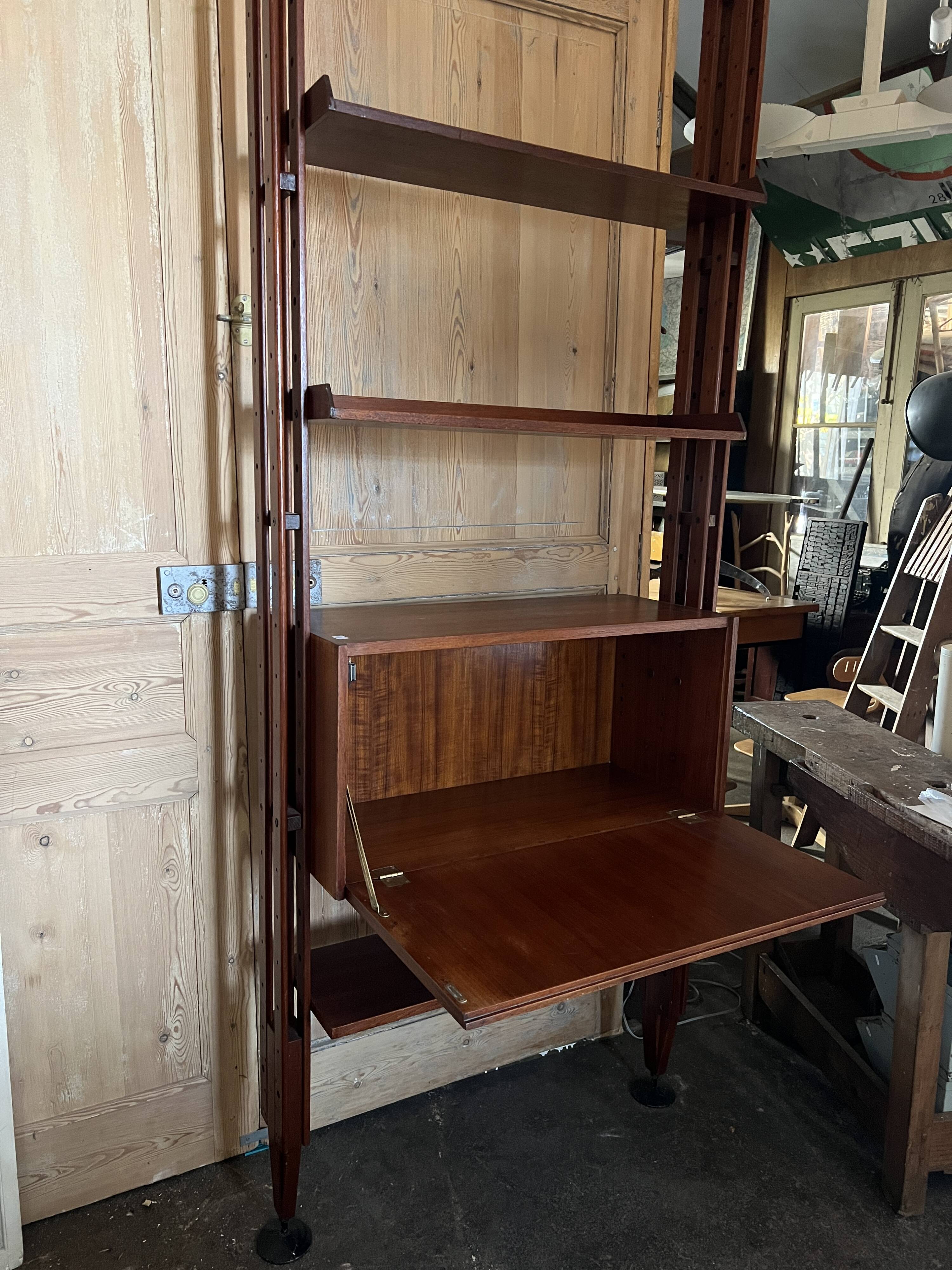 Library Lb7 by Franco Albini