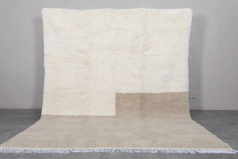 Handmade natural wool rug size 250x250 cm