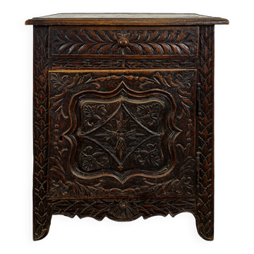 Petit meuble breton en chêne sculpté une porte un tiroir