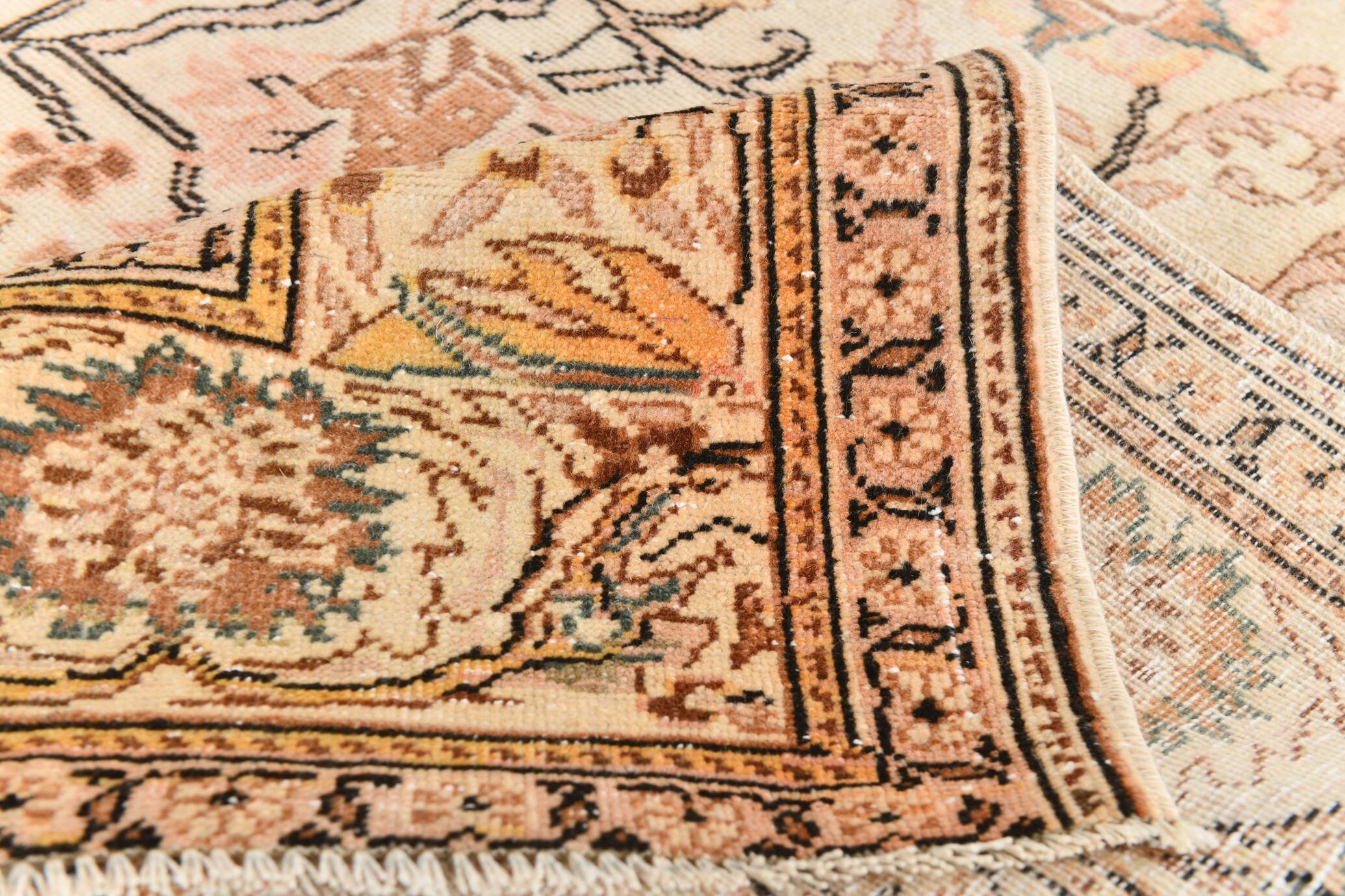 Shades Of Beige Rare Style Vintage Oushak Area Rug, 193x286 Cm