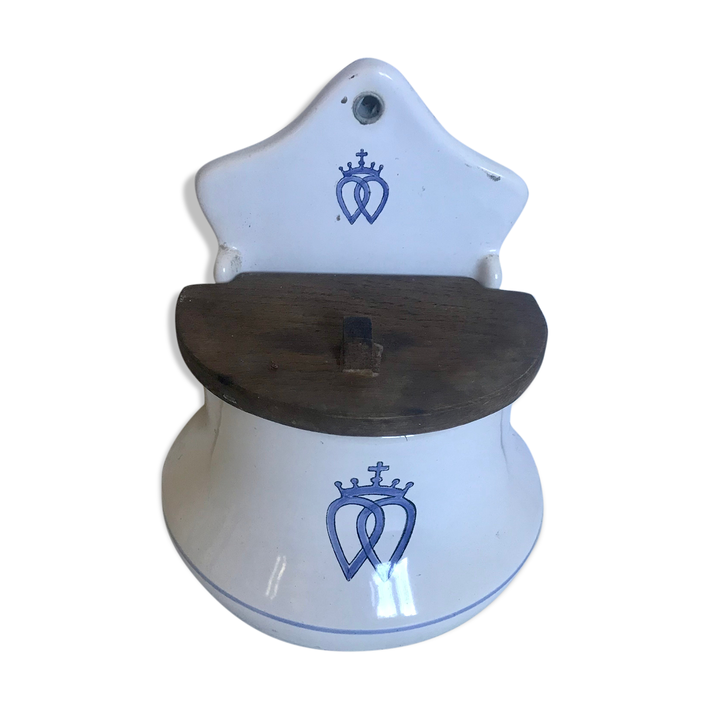 Ceramic salt box