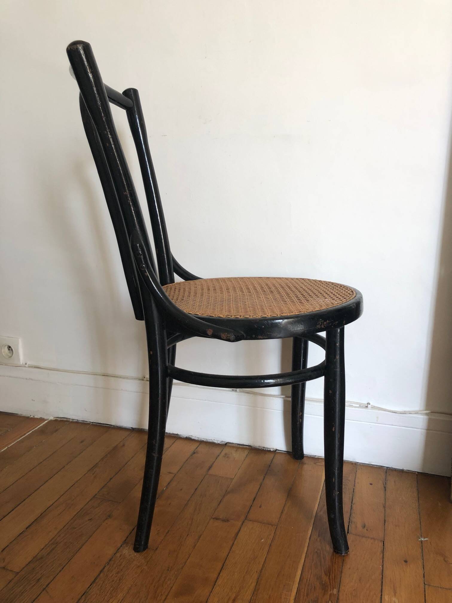 Bistro chair in wood and canework