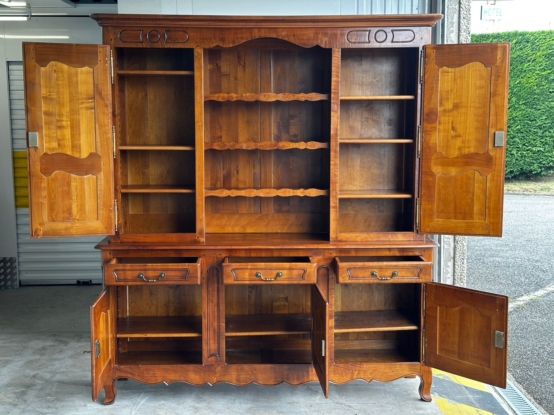 Buffet, rustic sideboard in solid cherry wood, 20th century