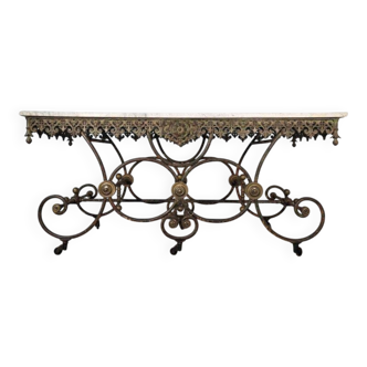 Exceptional large presentation table in cast iron from the late 19th century.