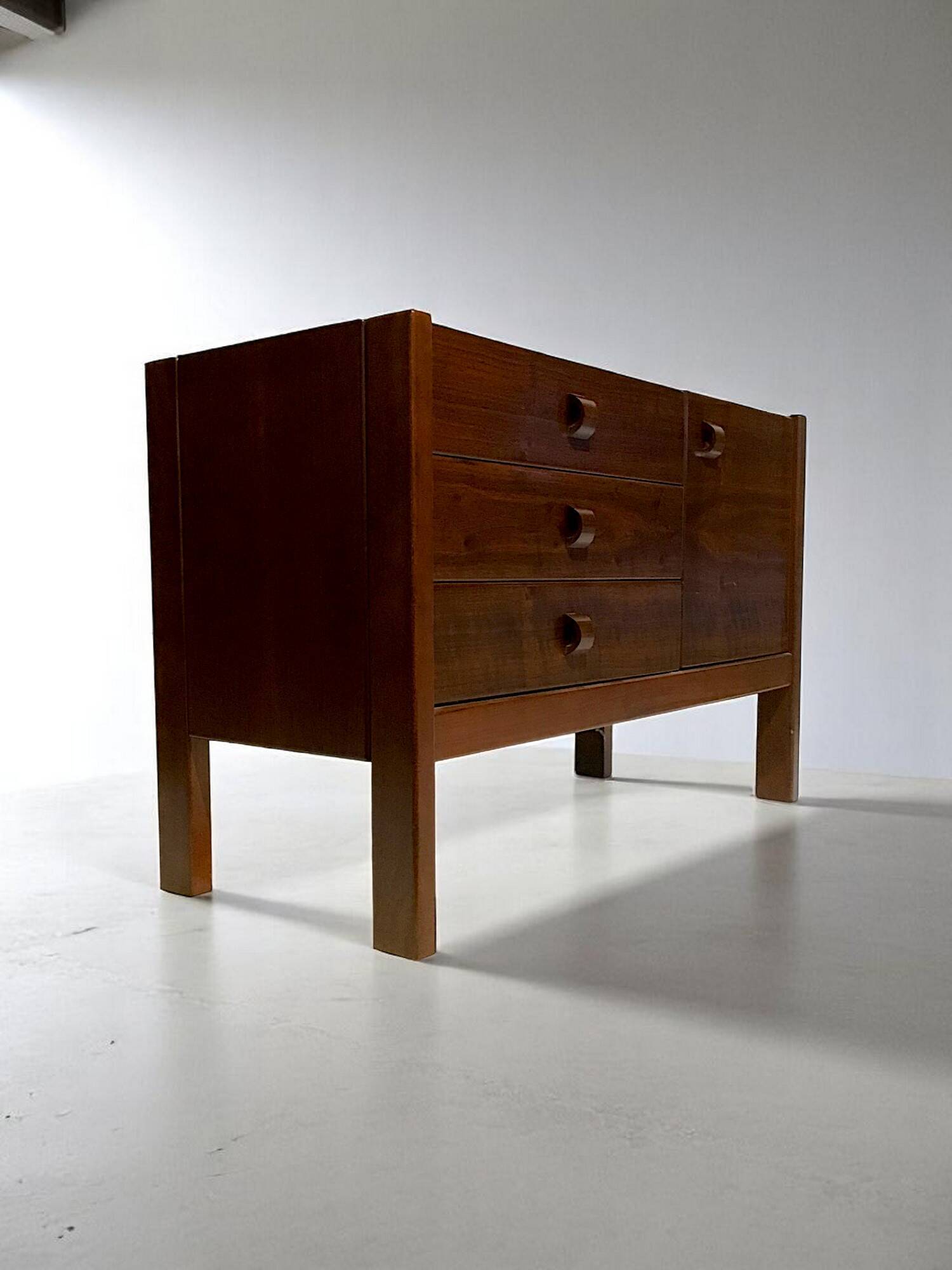 1978 - Modernist solid wood chest of drawers - France