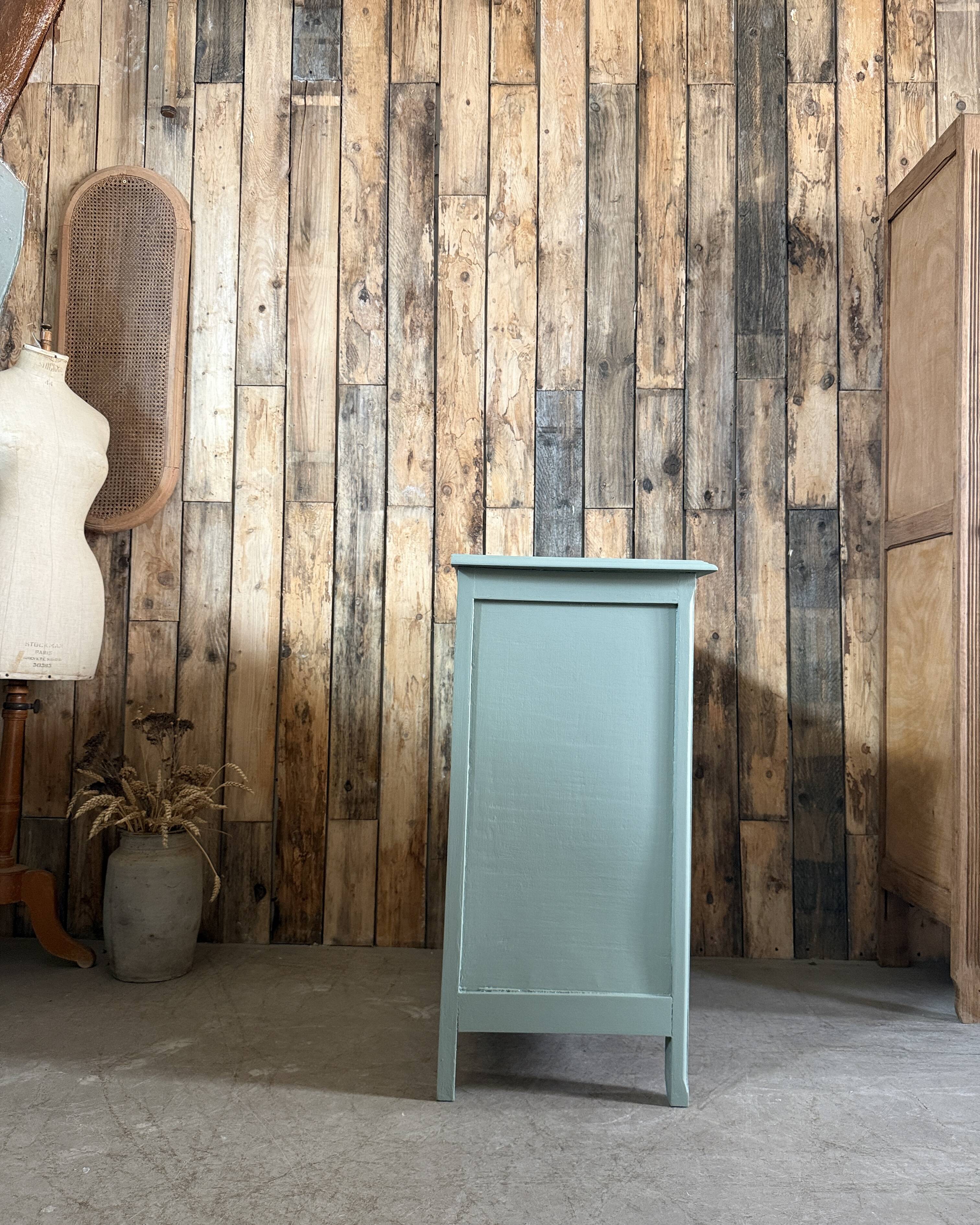 Commode de style Art Déco verte (rénovée)