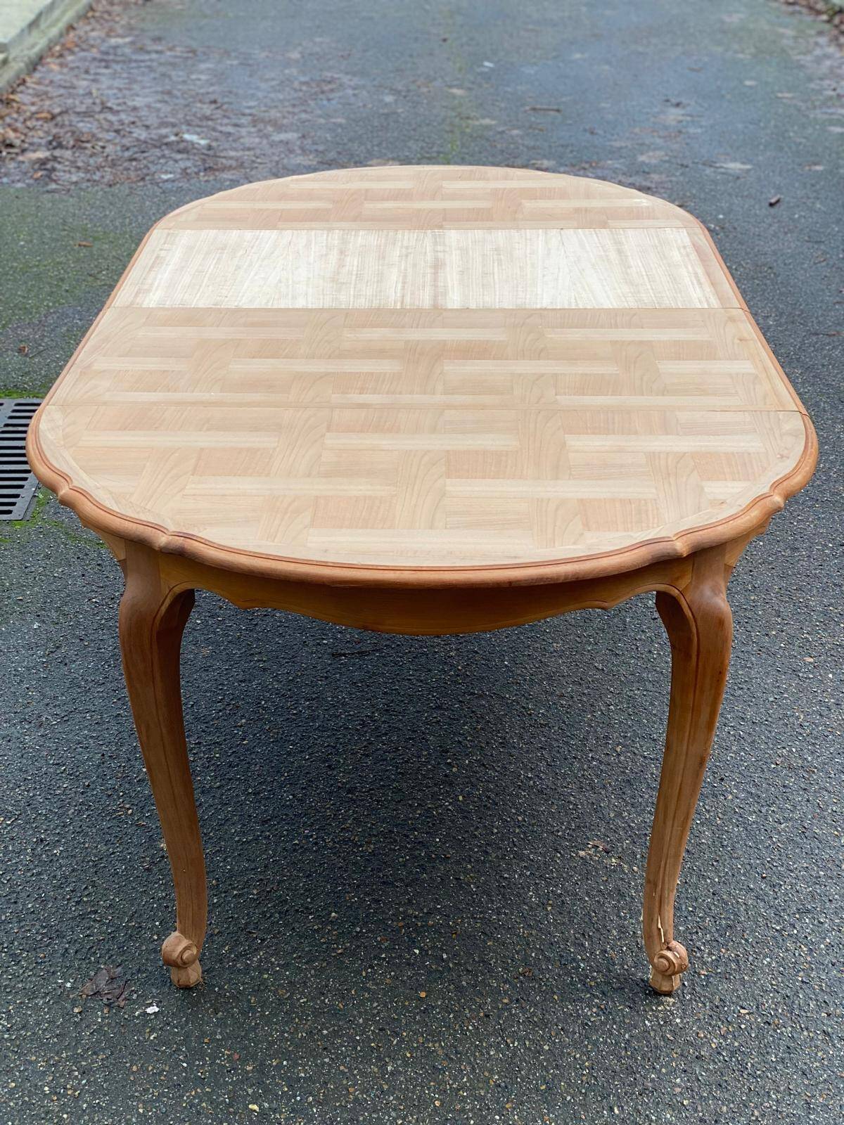 Renovated Louis XV dining table in cherry wood from the 20th century, 210cm.