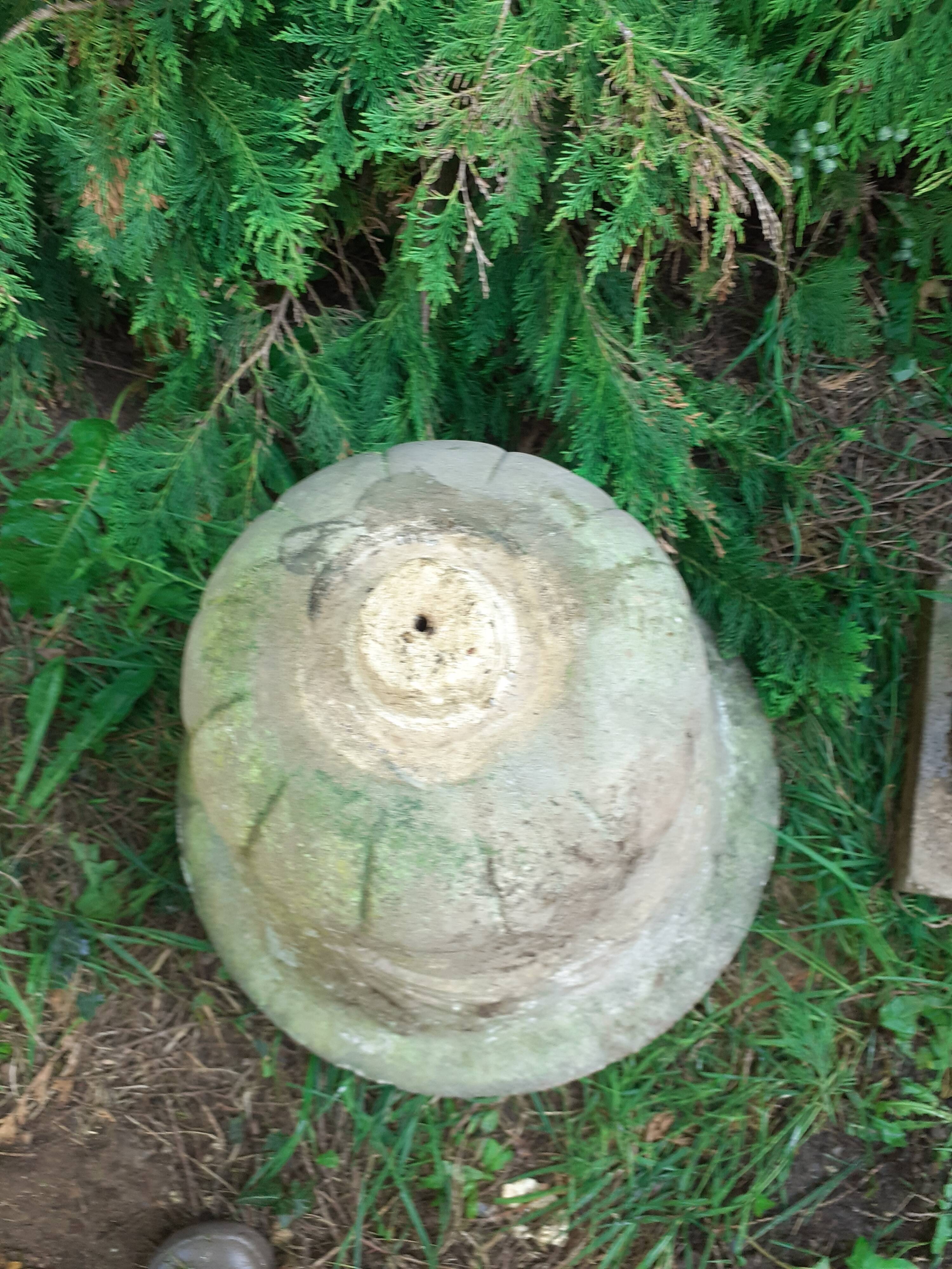 Pair of stone planter medicis