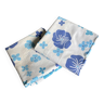 2 taies d’oreiller vintage en coton aux motifs floraux bleus.