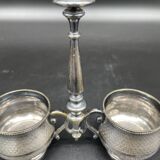 Saleron double, métal argenté, socle rond, prise, décor gravé, décoration de table, chic, poinçon