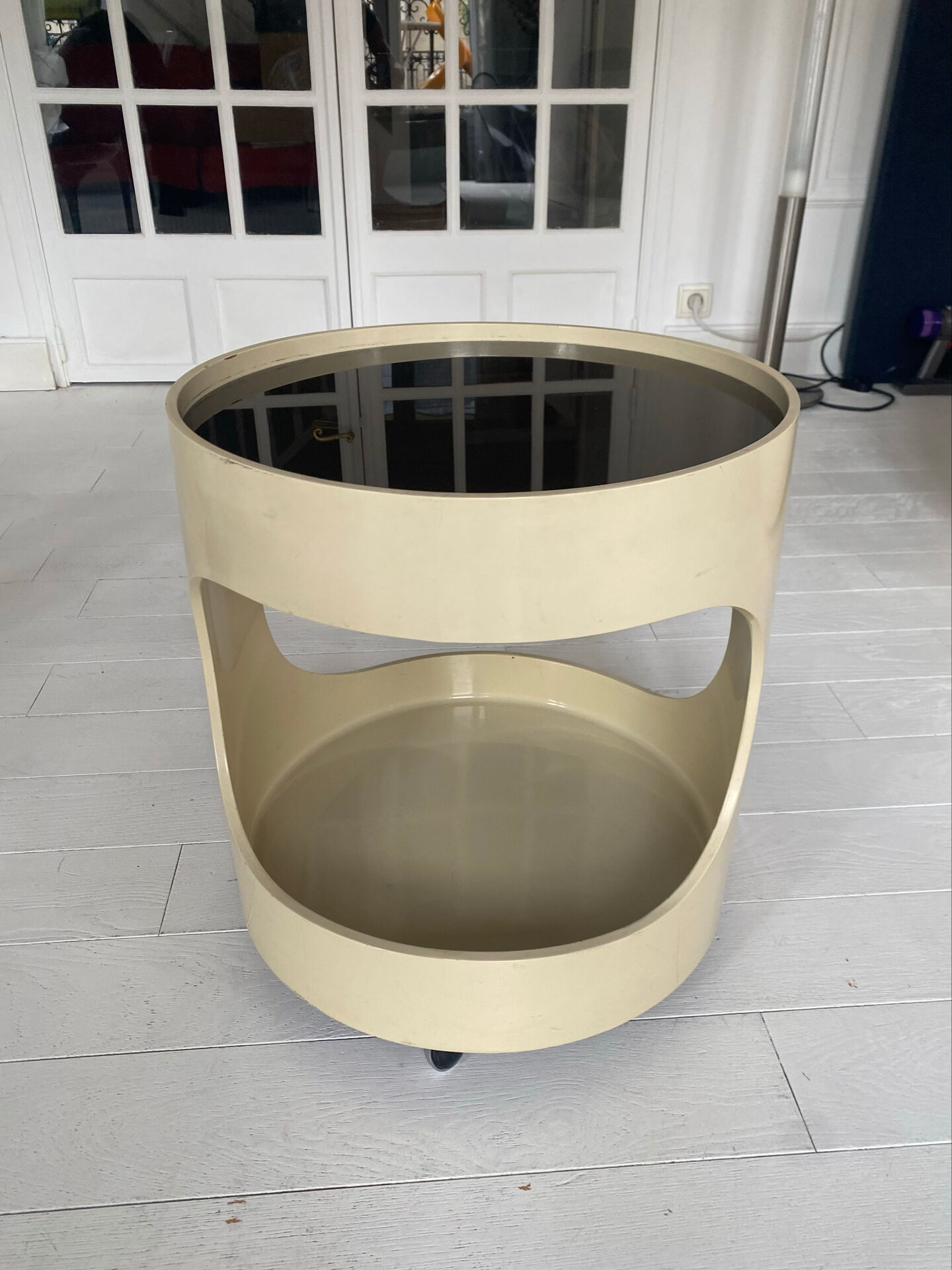 Opal, wheeled side table