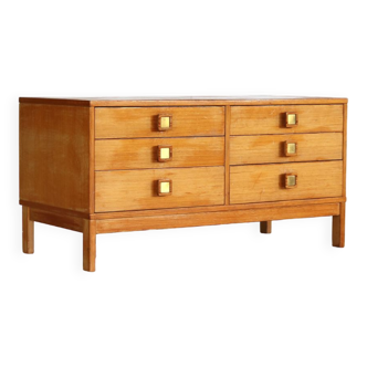 Vintage pine chest of drawers