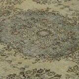 One-of-a-kind turkish handwoven vintage rug - rustic vintage charm 202x 126 cm