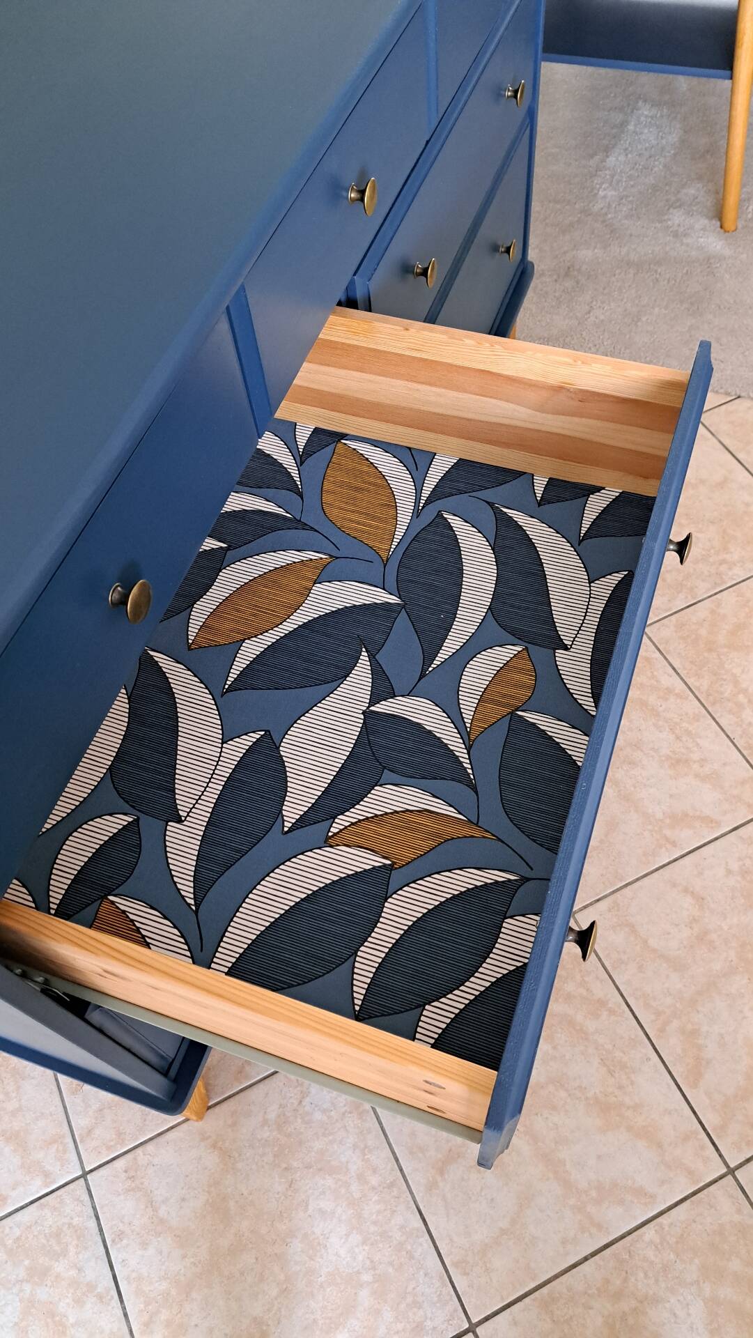 Large chest of drawers blue ganne