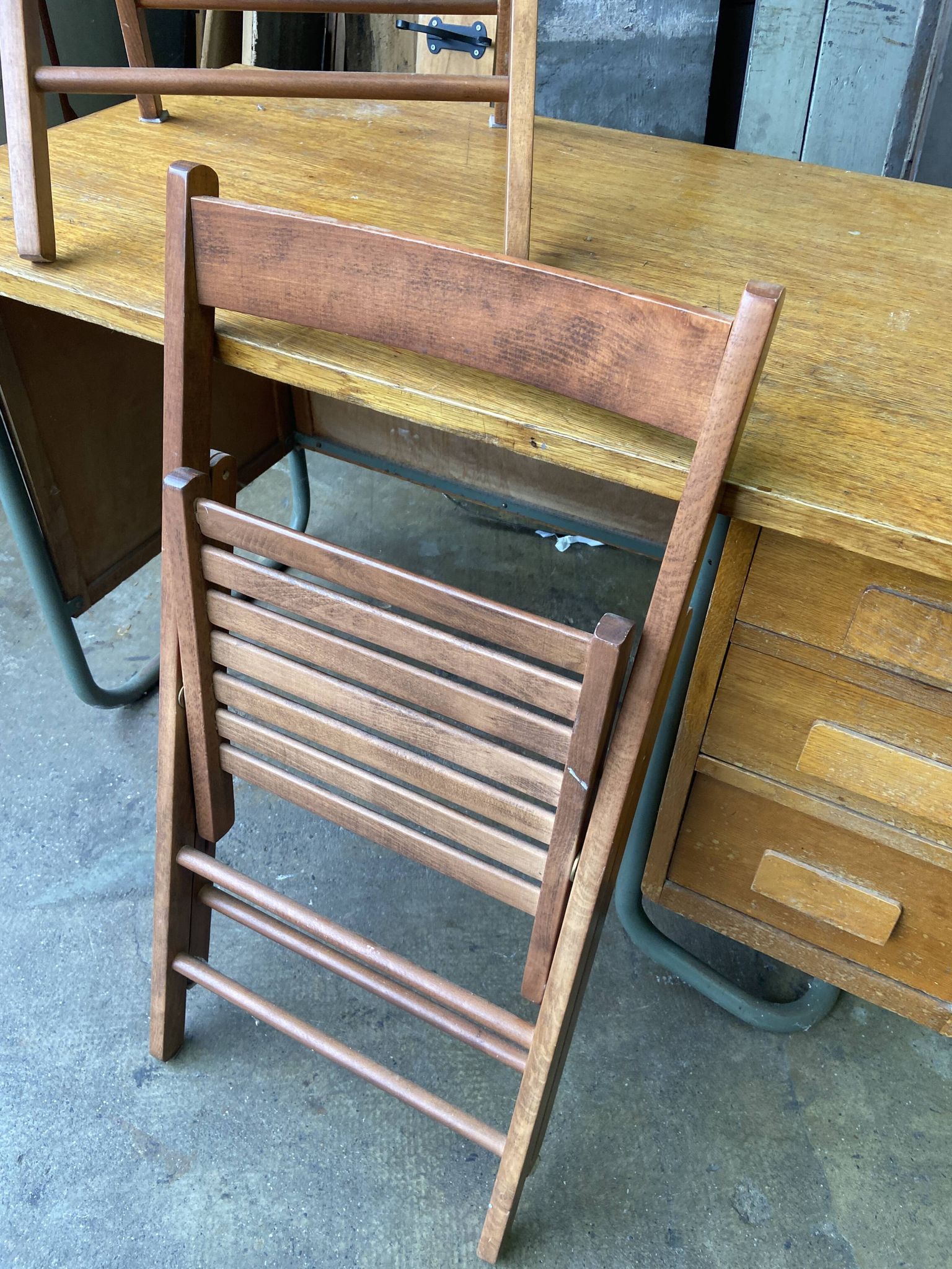 Paire de chaises terrasse pliable bois vintage