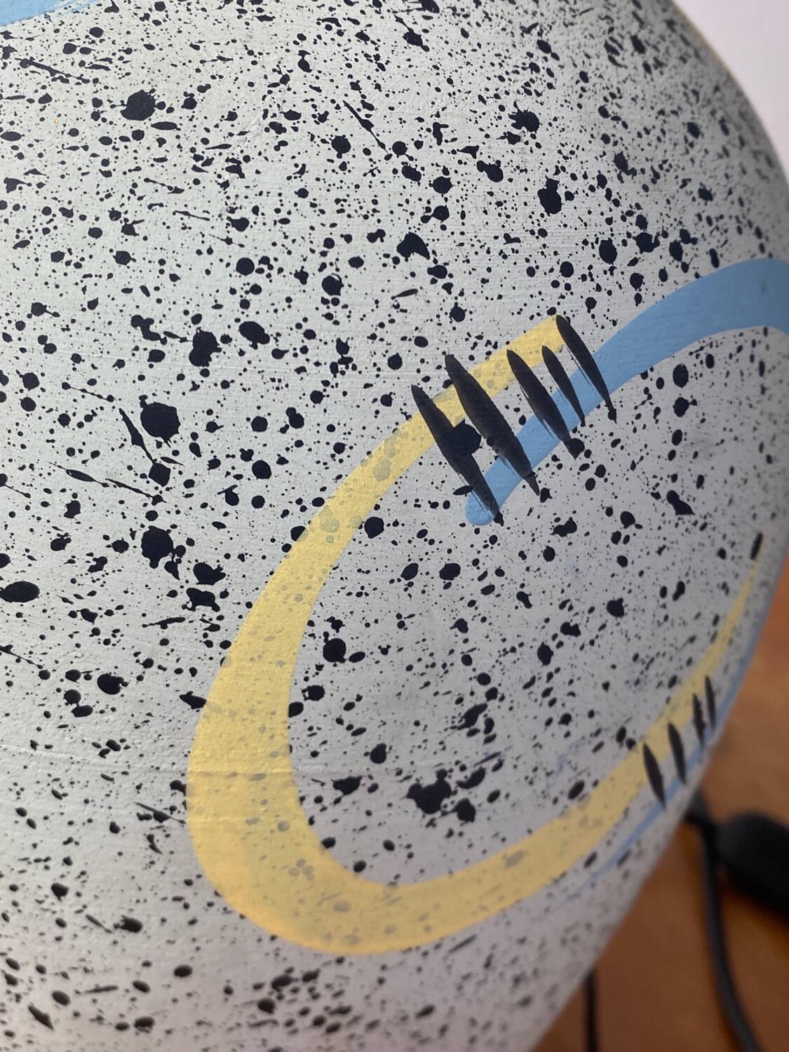 Terracotta lamp base with graphic decor