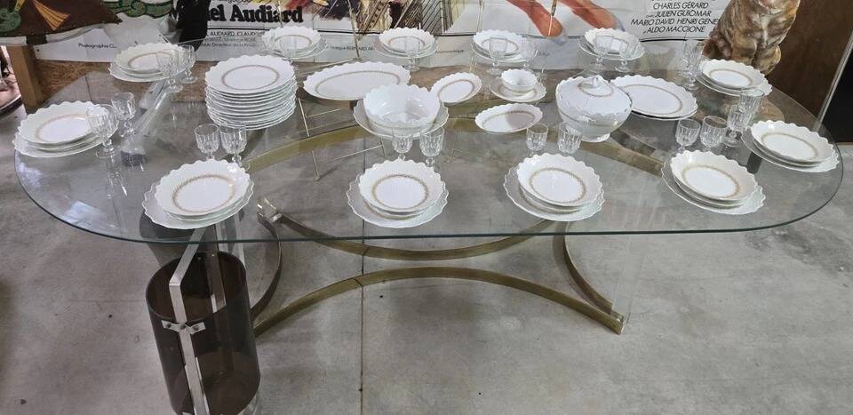 Important porcelain table service from Limoges, Raynaud manufacture.