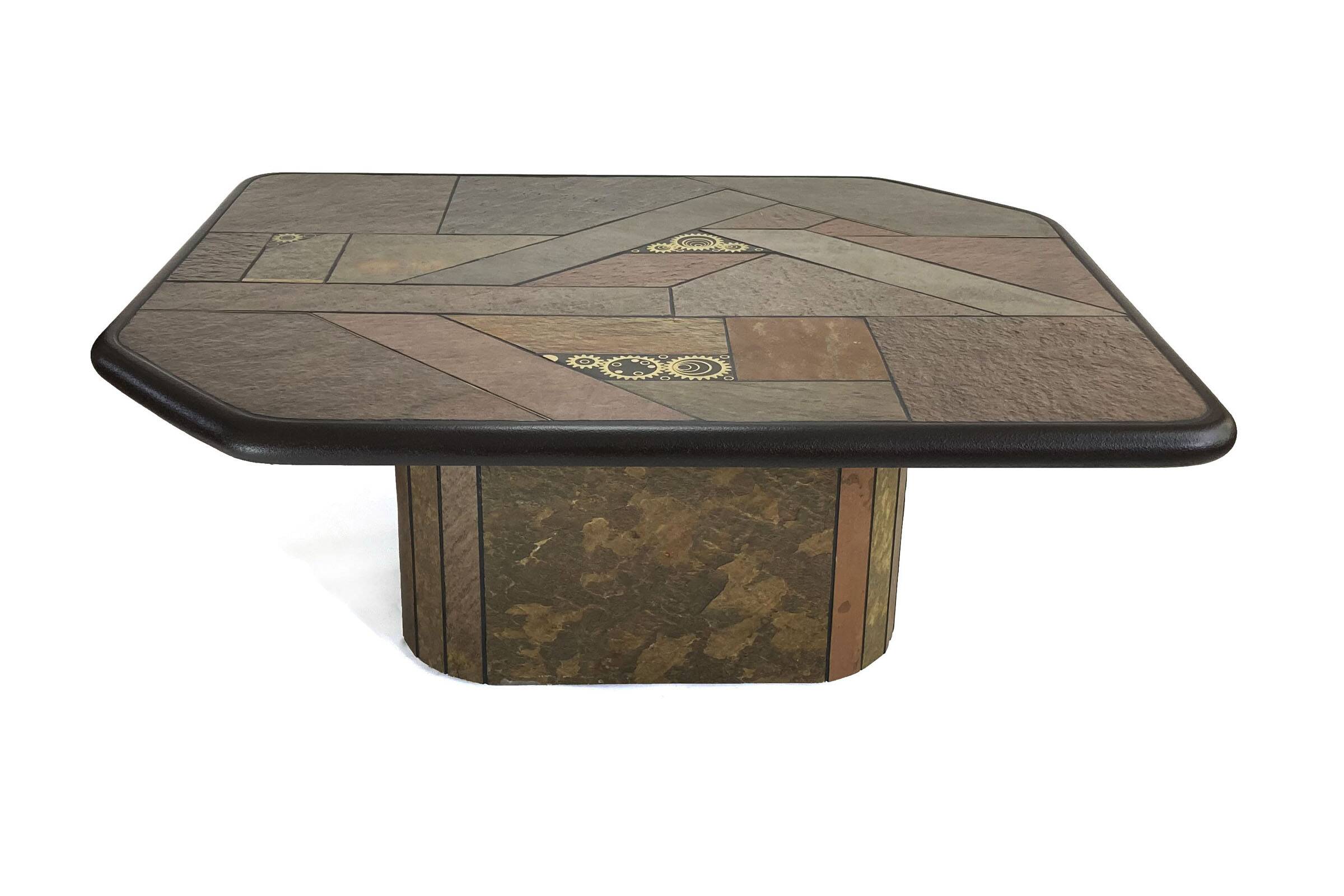 Table basse brutaliste Paul Kingma - pierre, ardoise et laiton