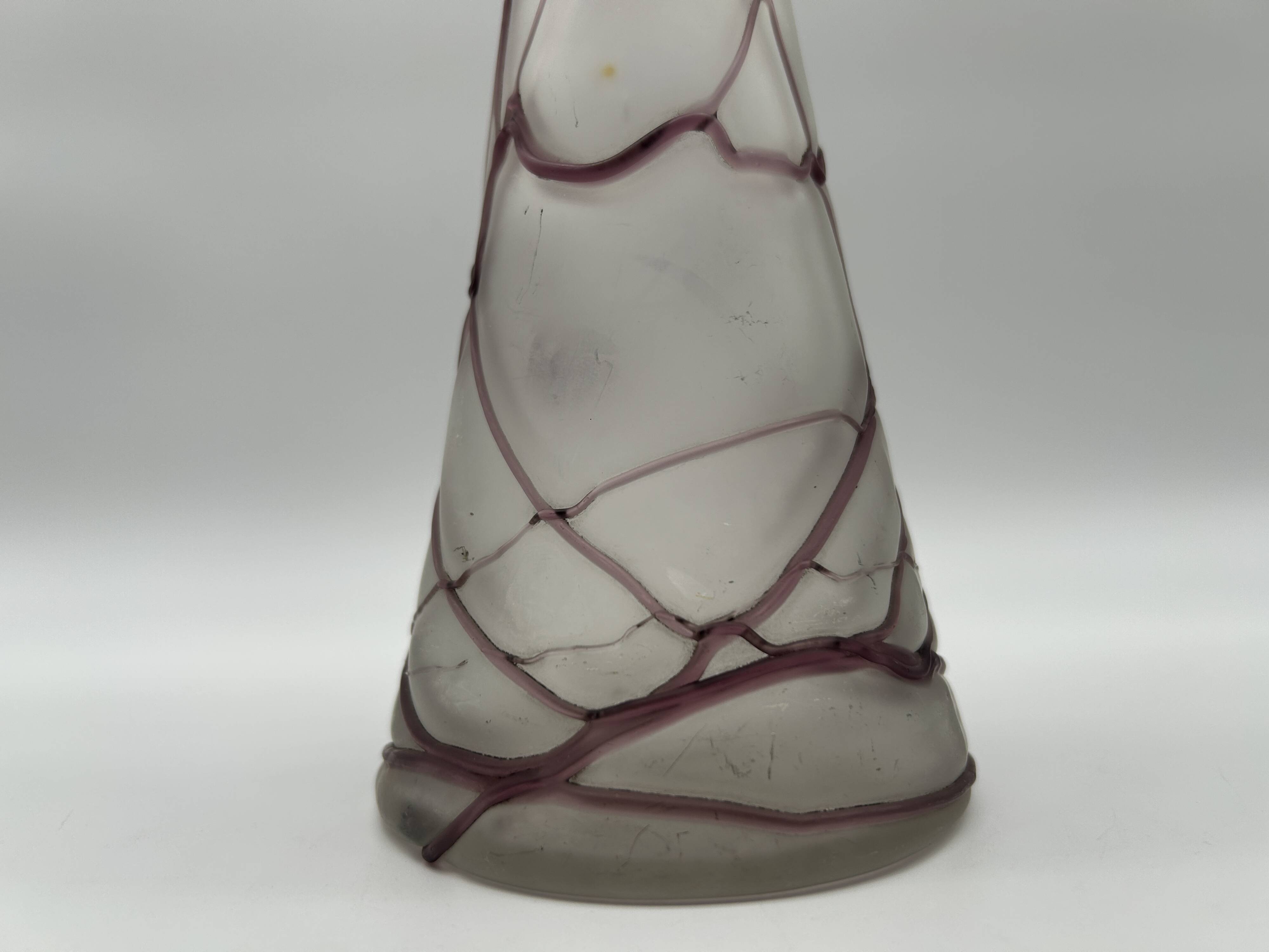 Art Nouveau glass vase attributed to Loetz.