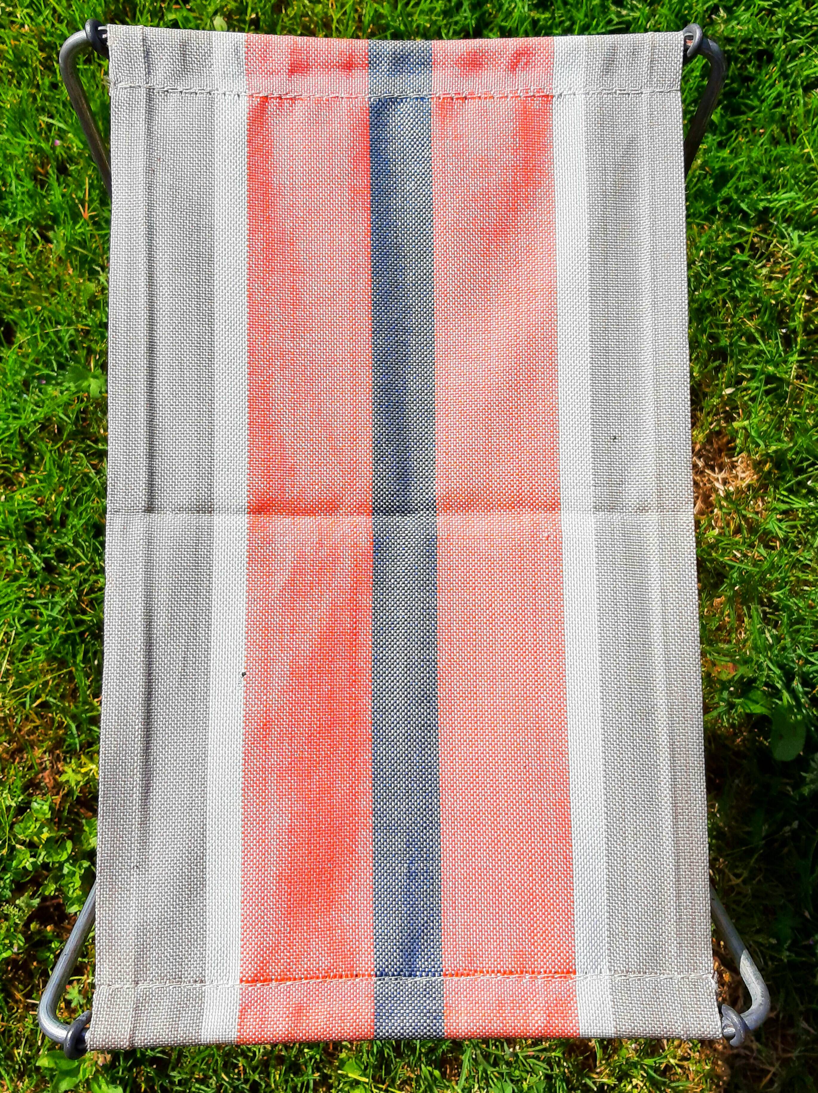 Folding camping chair