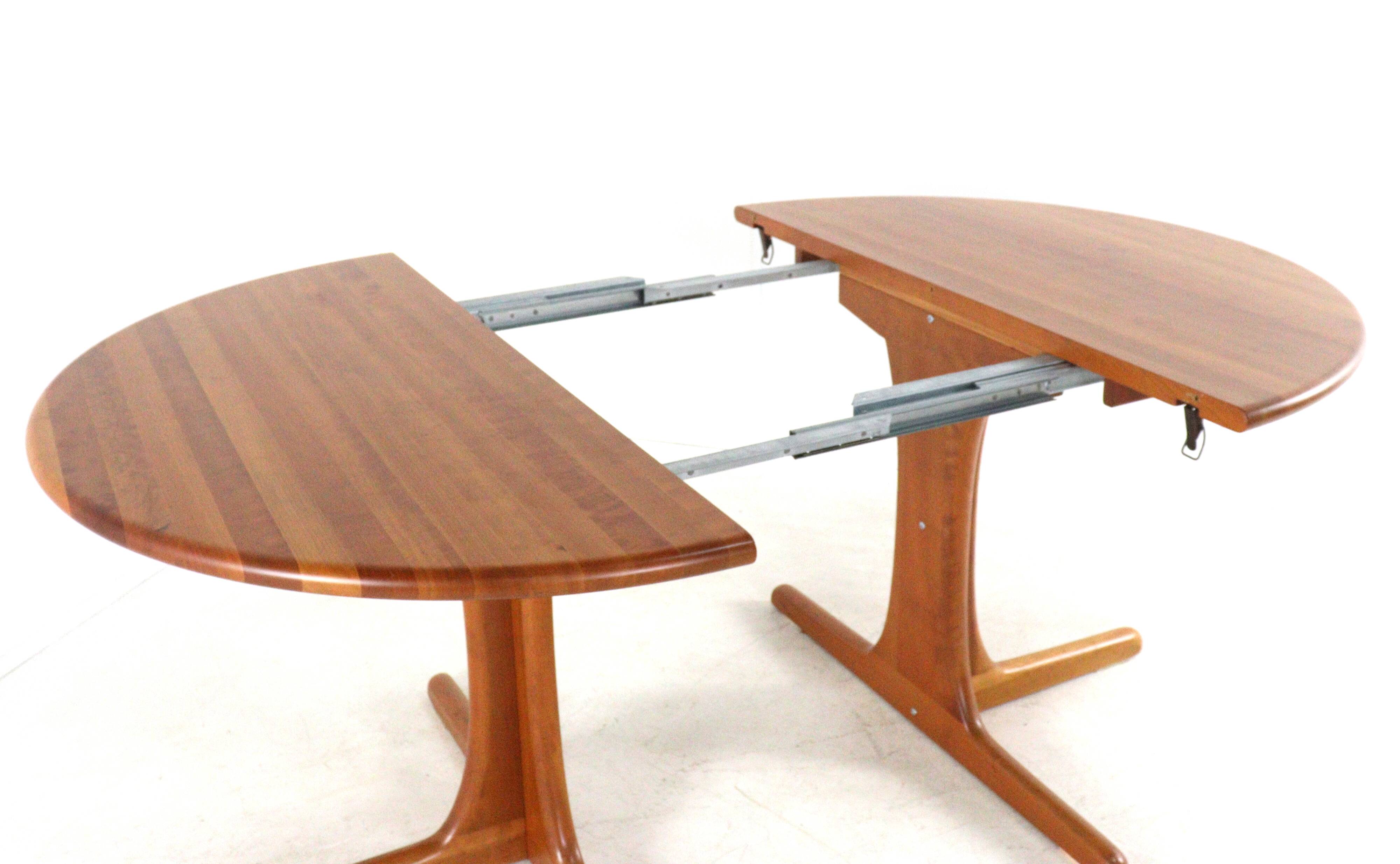 Table à manger ronde extensible 2x 'Hune' - teck massif - design danois