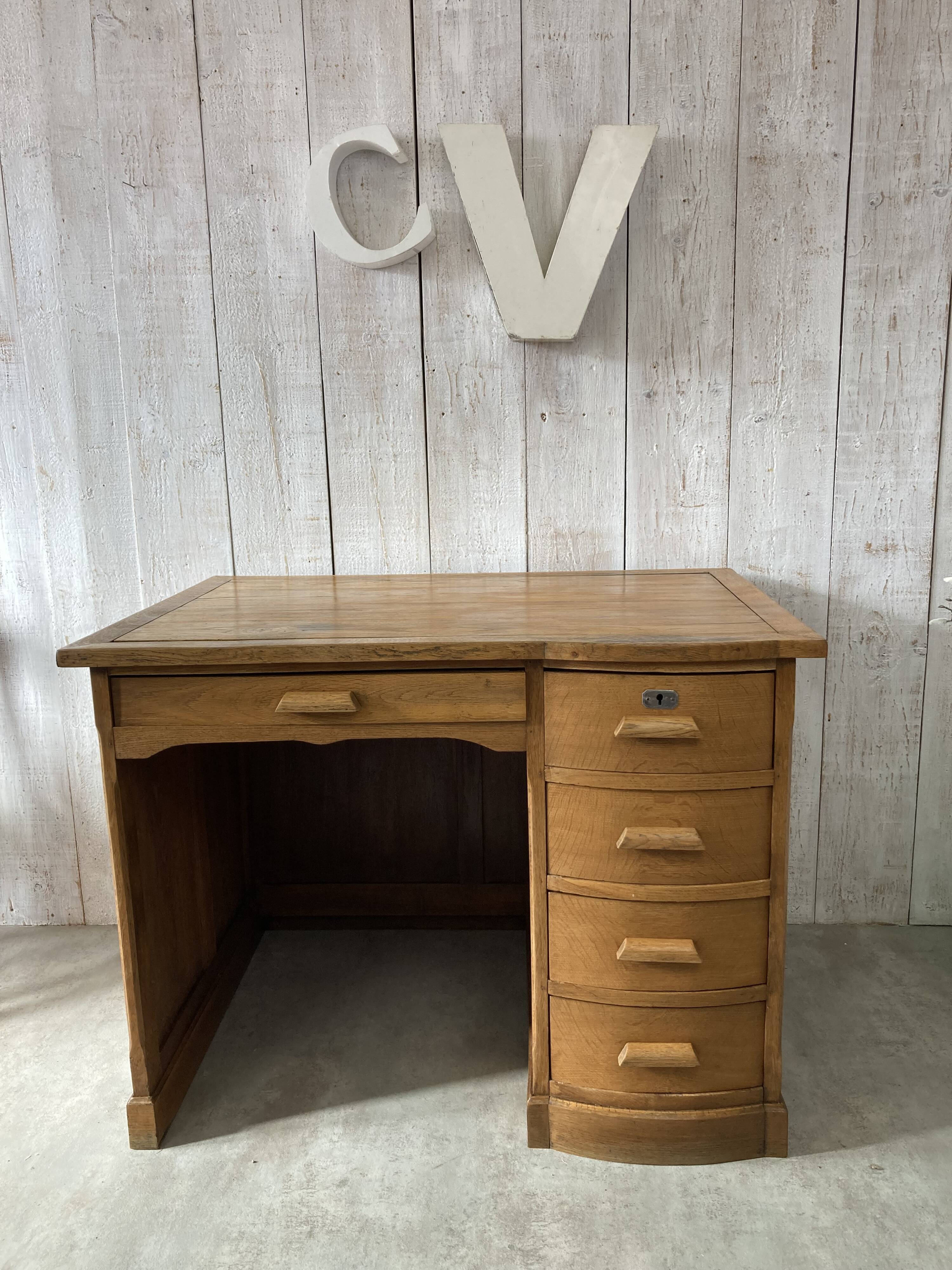 Bureau vintage